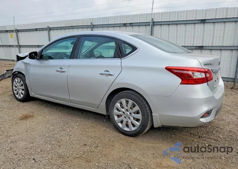 2018 Nissan Sentra S z USA, uszkodzony, nr VIN 3N1AB7AP2JY339498